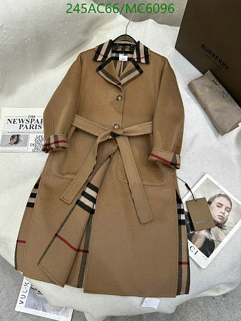 Burberry Down Jacket Code MC6096-01