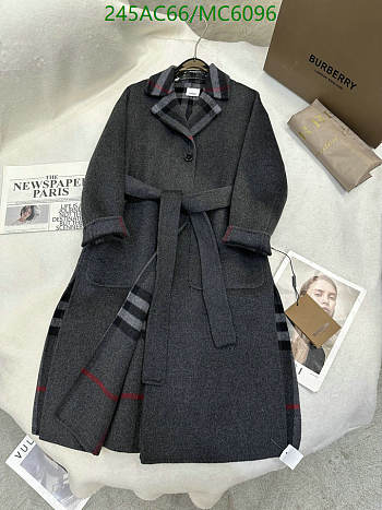 Burberry Down Jacket Code MC6096-02