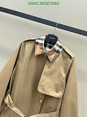 Burberry Women's Down Jacket Code QC5062-01 - 2