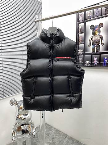 Prada Women's Down Vest Jacket Code AC2451