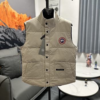 Canada Goose Down Vest CG3130-01