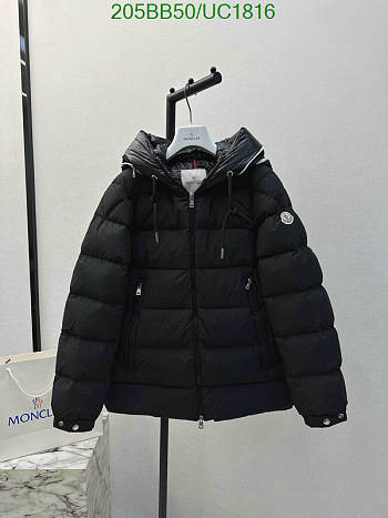 Moncler Down Jacket Code UC1816-02