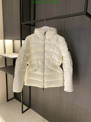 Moncler Women's Down Jacket Code KC6983-01