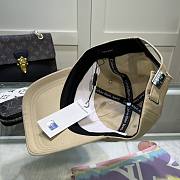 Calvin Klein Cap Code CK5210-02 - 3