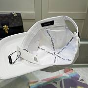Calvin Klein Cap Code CK5210-03 - 5