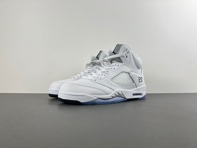 Air Jordan 5 Retro White Metallic (2026) HQ7978-103 - 1