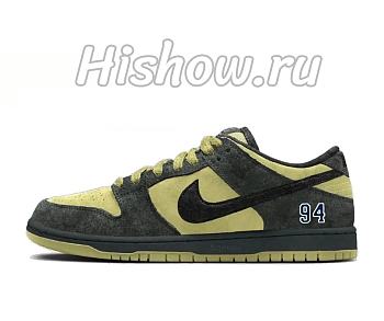 Nike SB Dunk Low Supreme 94 Camper Green HQ8487-300