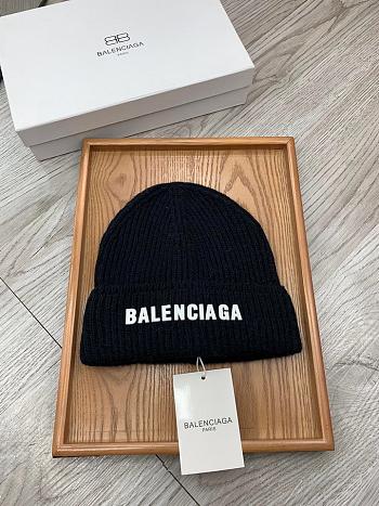 Balenciaga Beanie Code BS3025-05