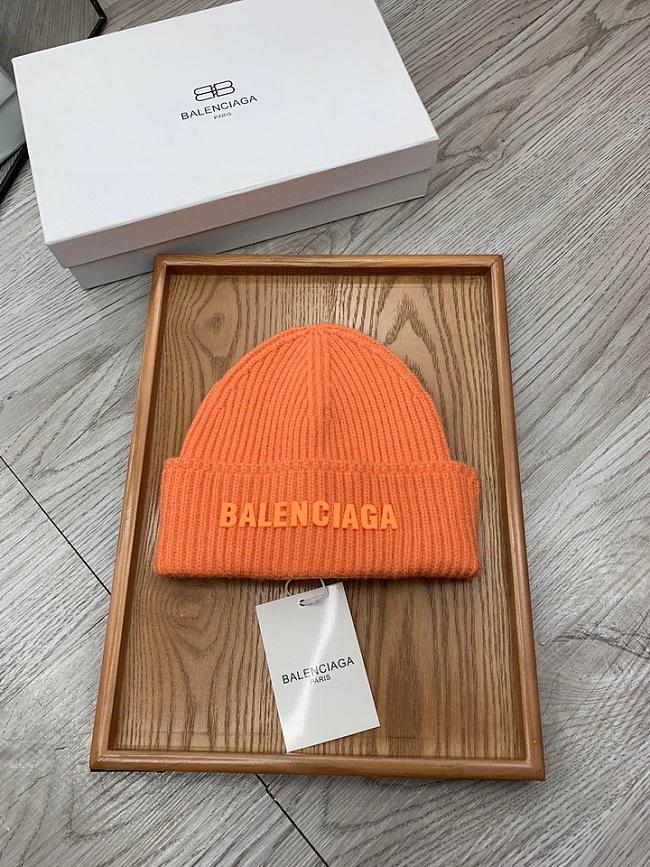 Balenciaga Beanie Code BS3025-06 - 1
