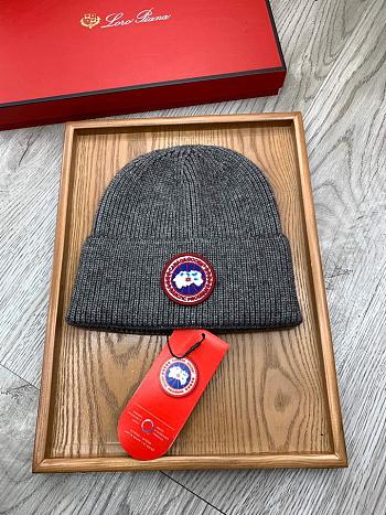 Canada Goose Beanie Code CA1240-03