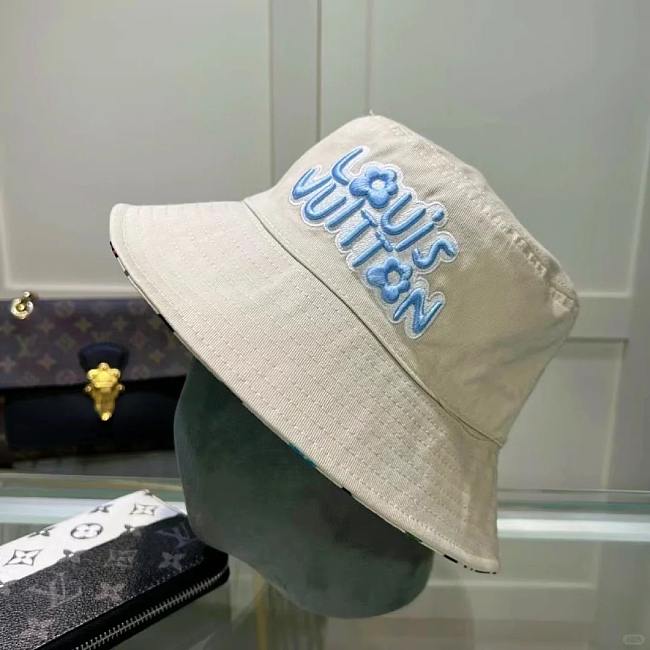 Louis Vuitton Craggy Bucket Cream Hat - 1
