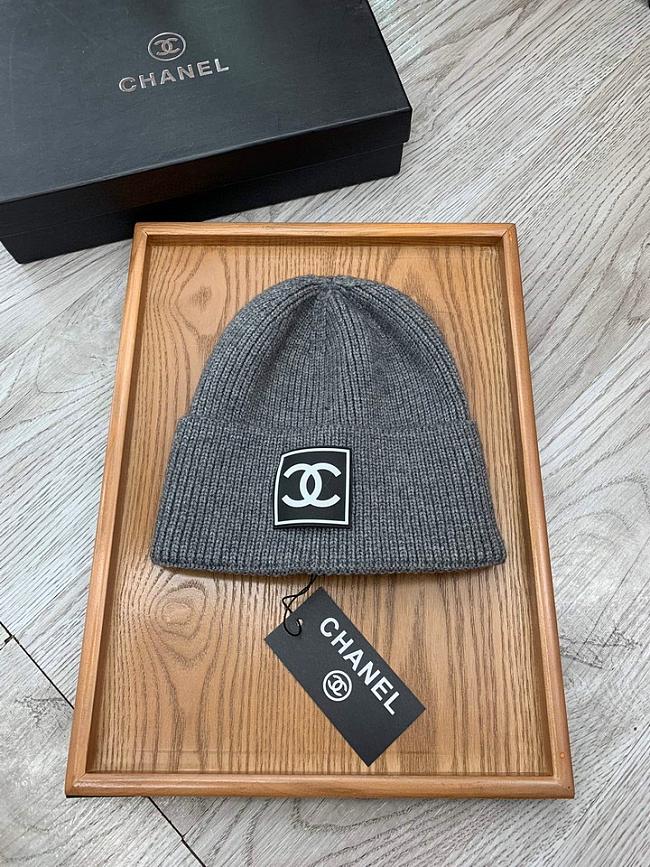 Chanel Beanie Code CC1001-03 - 1
