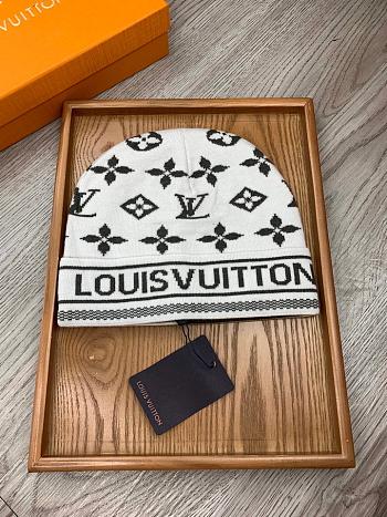 Louis Vuitton Beanie Code LV0010-03
