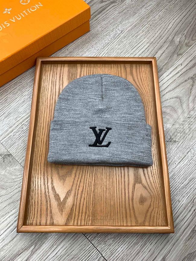 Louis Vuitton Beanie Code LV0010-06 - 1