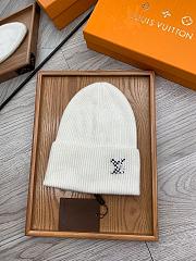 Louis Vuitton Beanie Code LV0050-02 - 1