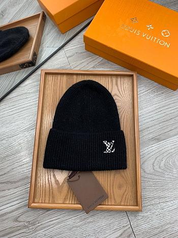 Louis Vuitton Beanie Code LV0050-04