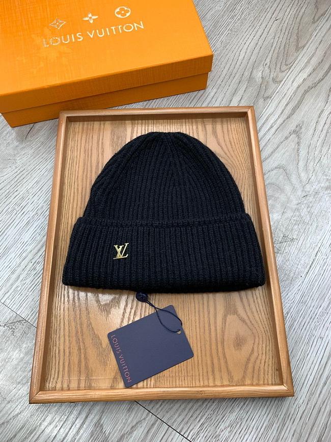 Louis Vuitton Beanie Code LV0051-01 - 1