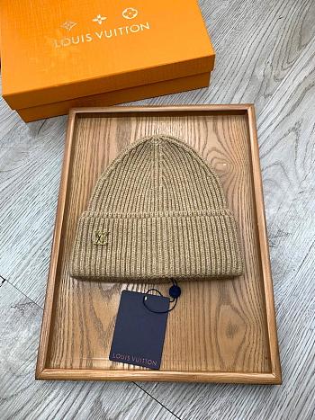 Louis Vuitton Beanie Code LV0051-03