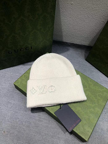 Louis Vuitton Beanie Code LV0053-04