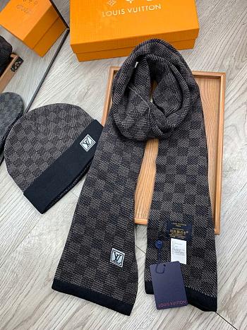 LV Scarf & Beanie Combo (2 items) LV1841-02