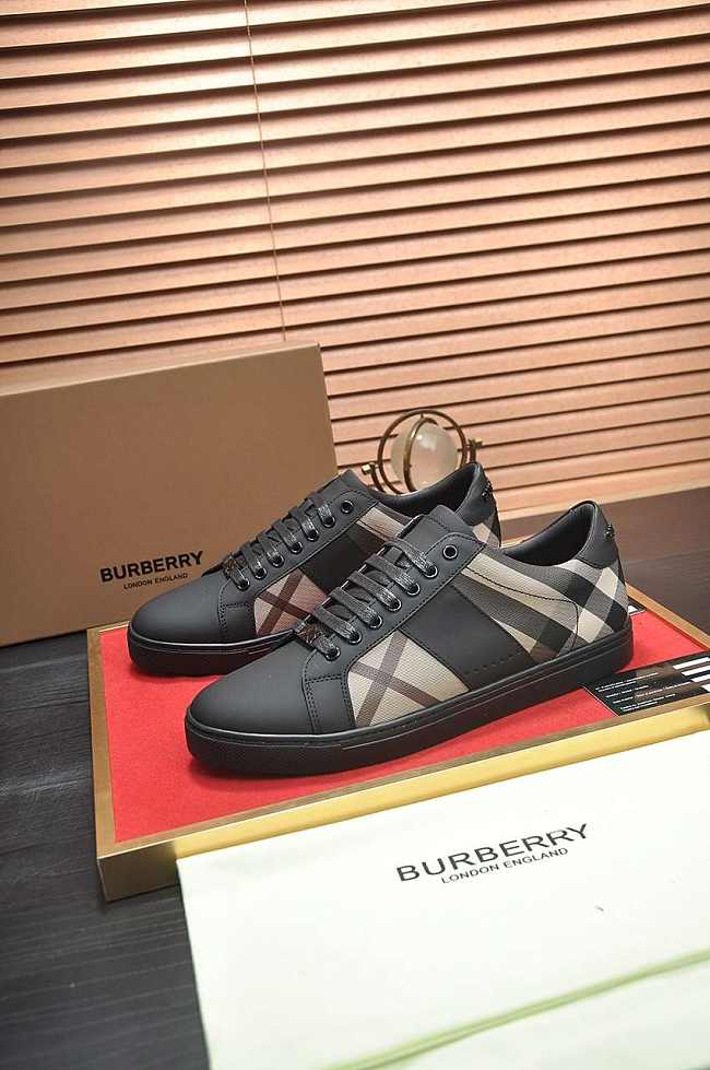 Burberry Suede And House Sneaker B0054 - 1
