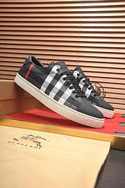 Burberry Suede And House Sneaker B0056 - 6