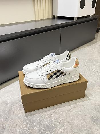 Burberry Terrace Sneakers B5214