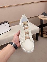 Gucci Men's Signature Sneaker Code GG960B - 4