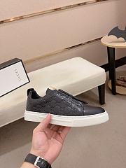 Gucci Men's Signature Sneaker Code GG961B - 3