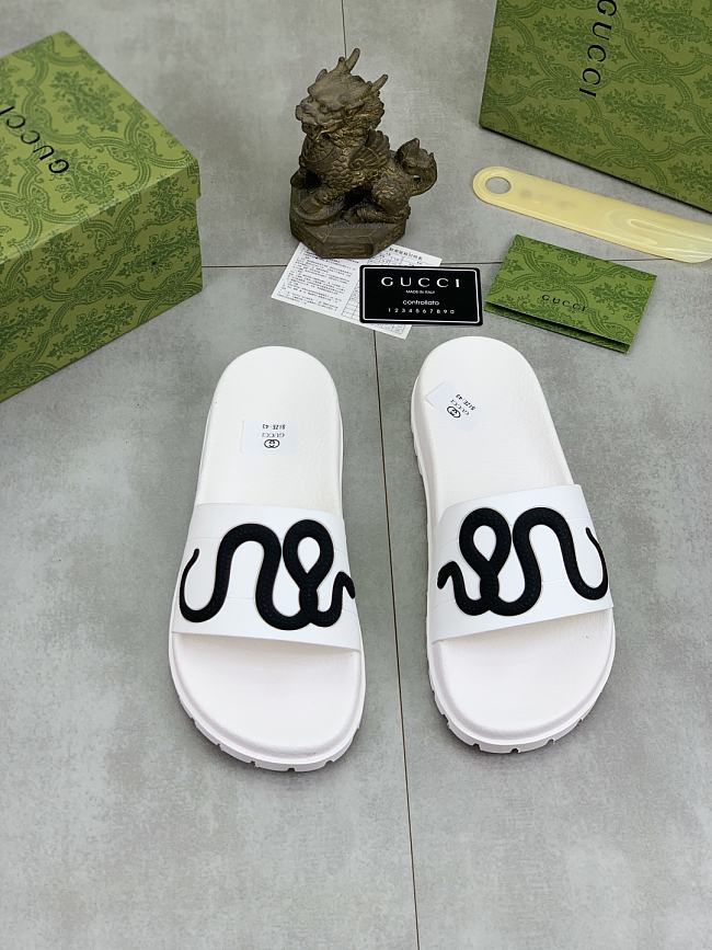 Gucci Slide Code GG4411B - 1