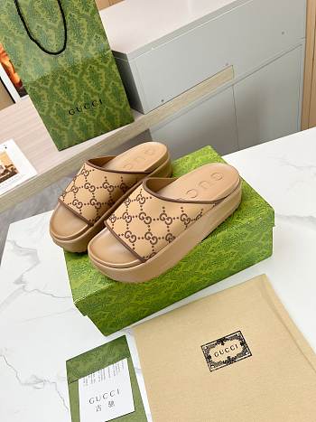 Gucci Slippers Platform GG5419