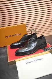 Louis Vuitton Loafer Barrett Lace-up Leather Oxford LV5242 - 1