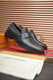 Louis Vuitton Loafer LOGO LV5840 - 3
