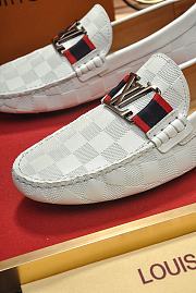 Louis Vuitton Loafer Men's LV2682 - 4