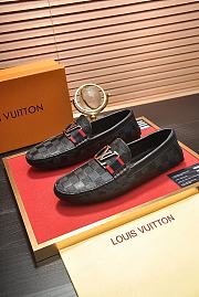 Louis Vuitton Loafer Men's LV2683 - 1