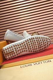 Louis Vuitton Loafer Men's LV2685 - 4