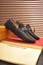 Louis Vuitton Loafer Men's LV2686 - 6