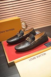 Louis Vuitton Loafer Men's LV2686 - 4