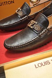 Louis Vuitton Loafer Men's LV2686 - 3