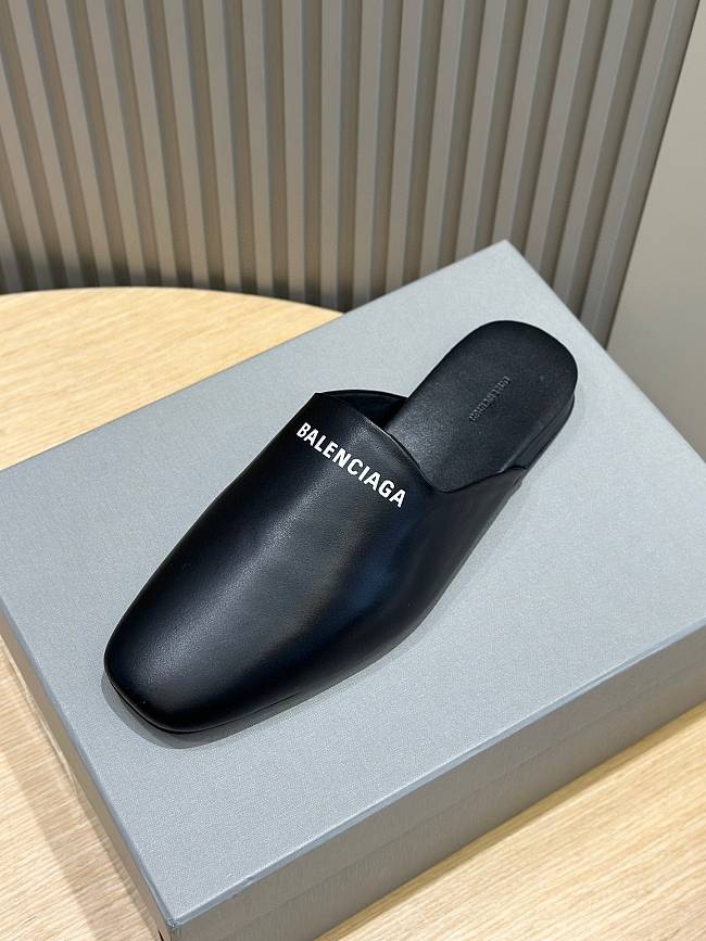 Balenciaga Cosy BB Leather Slippers B2251 - 1