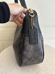 Coach Bags Mara Hobo Code C3602 Size 34x17x10cm - 2