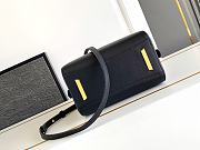 Givenchy Antigona Cube Bag G6222 Size 32x7x16cm - 4