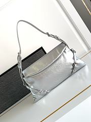 Givenchy P'tit Voyou Bag G0018 Size 32x7x16cm - 1