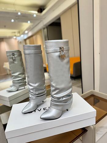 Givenchy Shark Lock High Boots Code GV5517