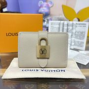 Louis Vuitton Wallet M12410 Size 11x8.5x2cm - 4