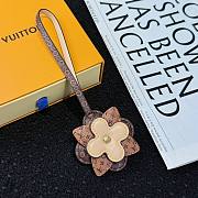 LV Bag Charm with Floral M02136 - 4