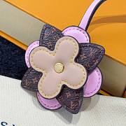 LV Bag Charm with Floral M02137 - 4