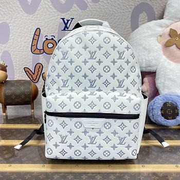 LV Discovery Backpack M46559 Size 29x38x20cm