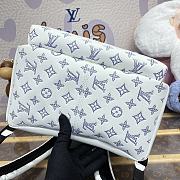 LV Discovery Backpack M46559 Size 29x38x20cm - 2