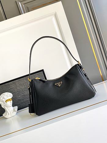 Prada Bag Code PR0530 Size 39x24x11cm